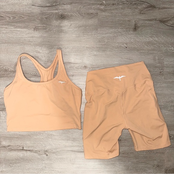 Iwa company workout set - Picture 2 of 7